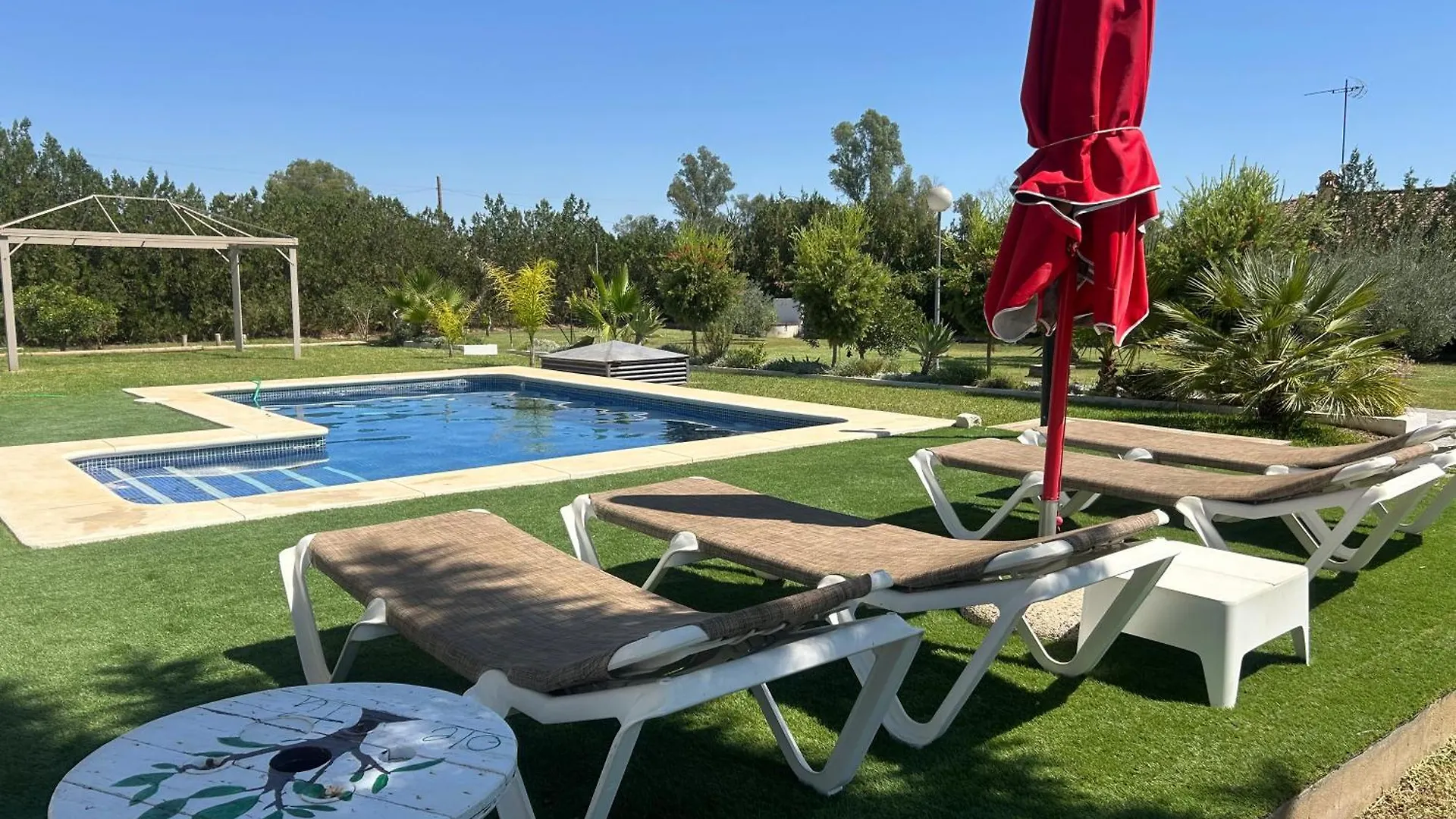 Ole Tu Andalucia Villa Sanlúcar la Mayor Spanje